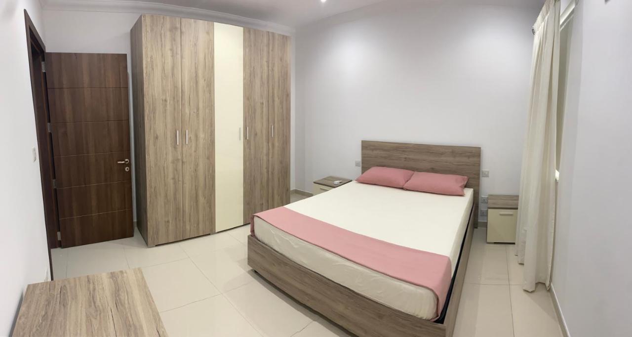 New 3 Bedroom Apartment Close To Airport Zurrieq Exterior foto