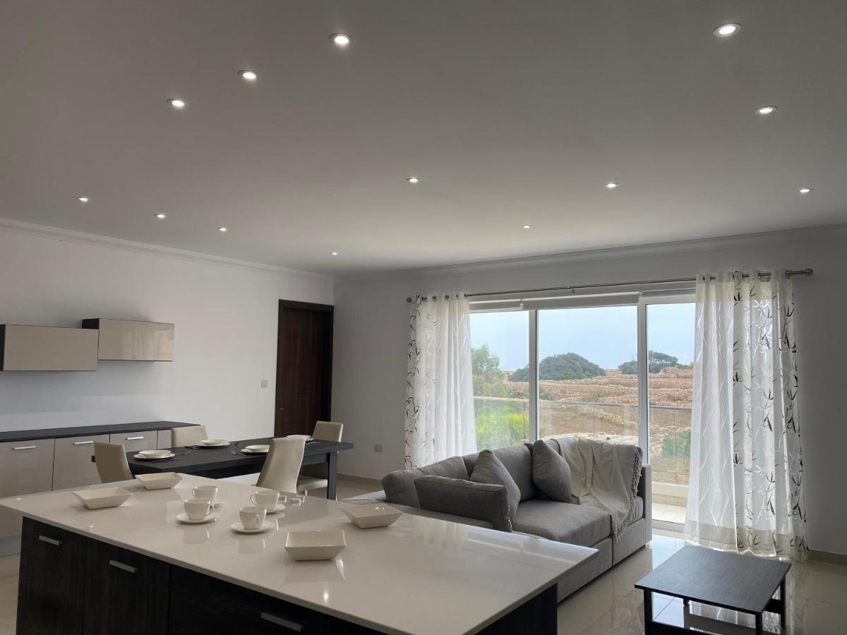 New 3 Bedroom Apartment Close To Airport Zurrieq Exterior foto