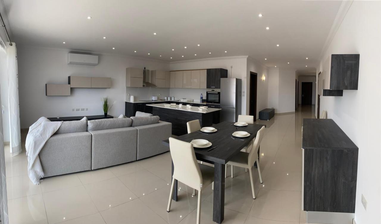 New 3 Bedroom Apartment Close To Airport Zurrieq Exterior foto
